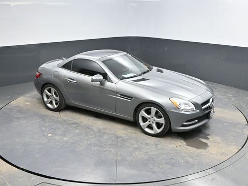 Used 2012 Mercedes-Benz SLK 350 SLK 350 image 25