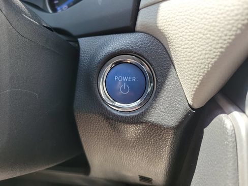 Used 2020 Toyota RAV4 XLE w/ Convenience Package AWD/4WD image 23