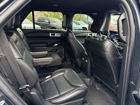 Used 2022 Ford Explorer ST w/ Equipment Group 401A AWD/4WD image 28