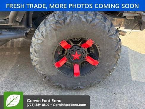 Used 2015 Jeep Wrangler Unlimited Rubicon AWD/4WD image 18