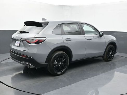 Used 2026 Honda HR-V Sport image 5