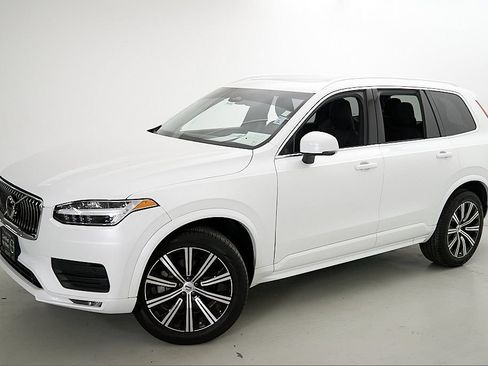 Certified 2023 Volvo XC90 B6 Core w/ Protection Package Premier AWD/4WD image 3