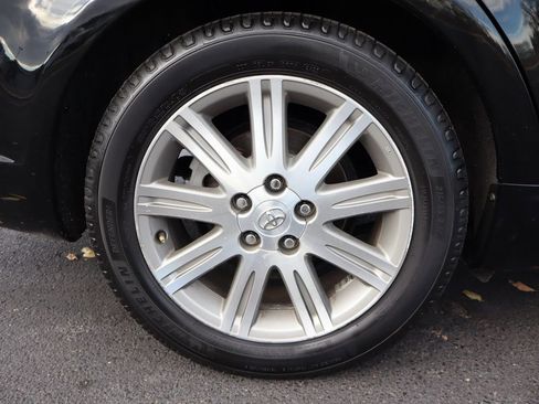 Used 2009 Toyota Avalon Limited image 44