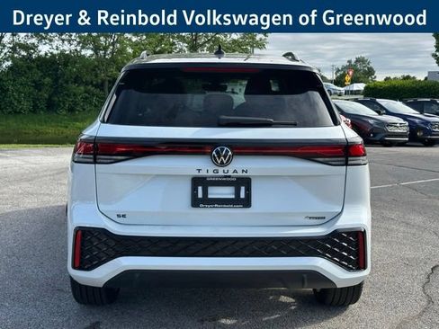 New 2026 Volkswagen Tiguan SE R-Line AWD/4WD image 6