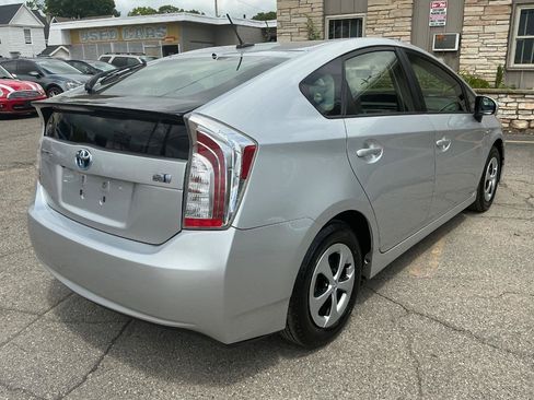 Used 2013 Toyota Prius Three FWD image 3