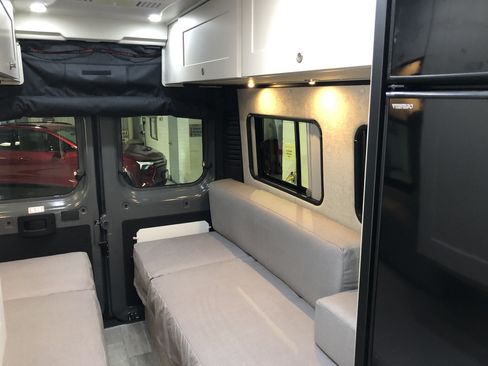 New 2024 RAM ProMaster 3500 w/ Quick Order Package 22H SLT+ FWD image 14