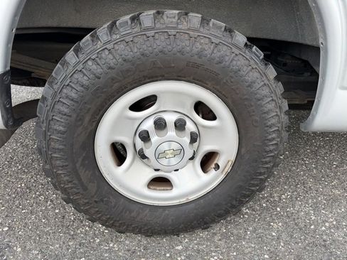 Used 2020 Chevrolet Express 2500 LS w/ Driver Convenience Package image 12