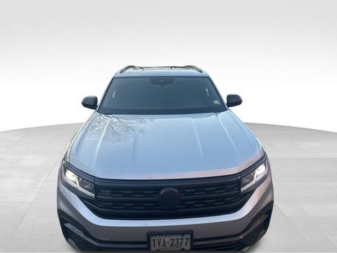 Used 2023 Volkswagen Atlas Cross Sport SEL R-Line image 4