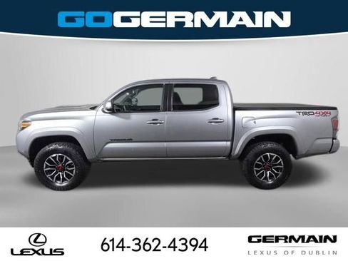 Used 2021 Toyota Tacoma TRD Sport w/ Technology Package AWD/4WD image 11