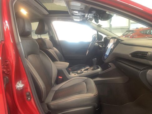 Used 2024 Subaru Crosstrek 2.5i Limited AWD/4WD image 8