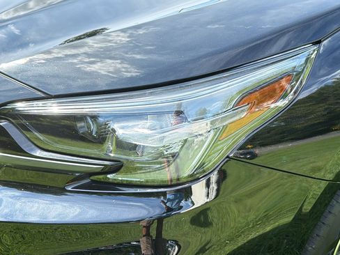 Certified 2025 Subaru Legacy Premium AWD/4WD image 9
