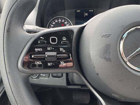 Used 2023 Mercedes-Benz Sprinter 3500 image 29