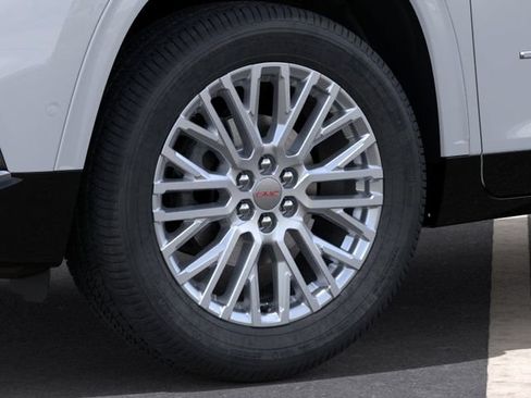 New 2026 GMC Acadia Denali w/ Super Cruise Package AWD/4WD image 9