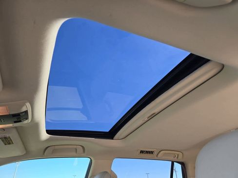 Used 2014 Lexus GX 460 w/ Premium Package image 19