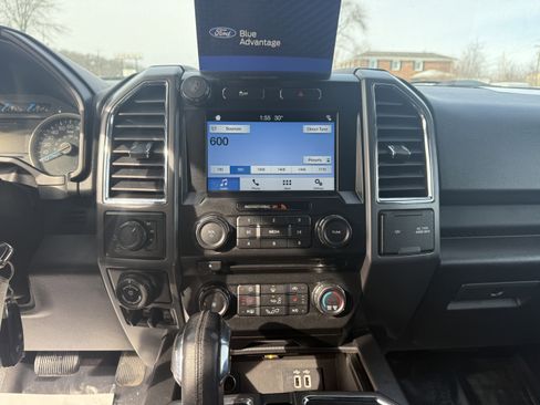 Used 2016 Ford F150 XLT w/ Equipment Group 302A Luxury image 14