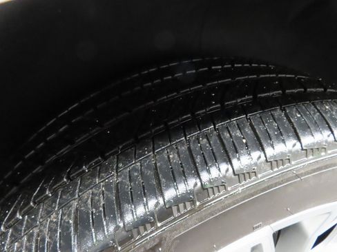 Used 2025 GMC Yukon Denali image 39