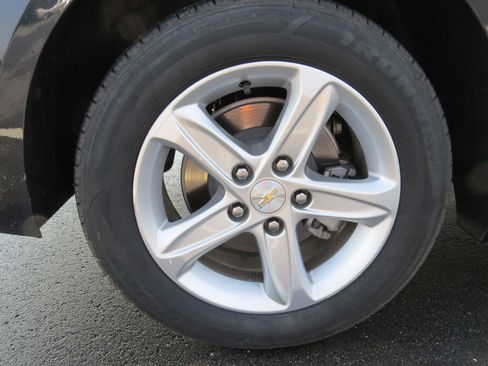 Certified 2023 Chevrolet Malibu LT image 9