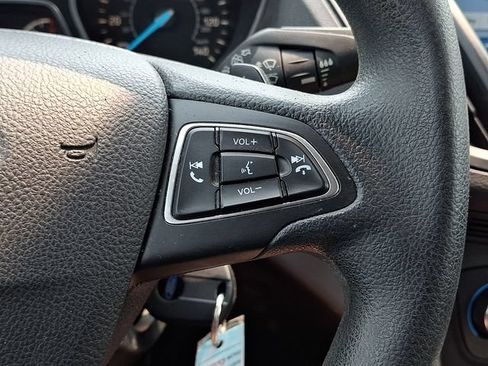 Used 2017 Ford Escape SE w/ Equipment Group 201A AWD/4WD image 21
