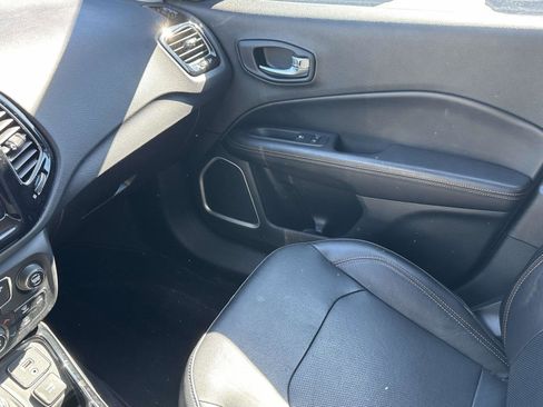 Used 2020 Jeep Compass Limited image 30