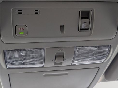 Used 2020 Nissan Titan SV w/ SV Convenience Package AWD/4WD image 31