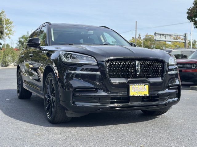 Certified 2023 Lincoln Aviator Reserve w/ Equipment Group 201A AWD/4WD image 50