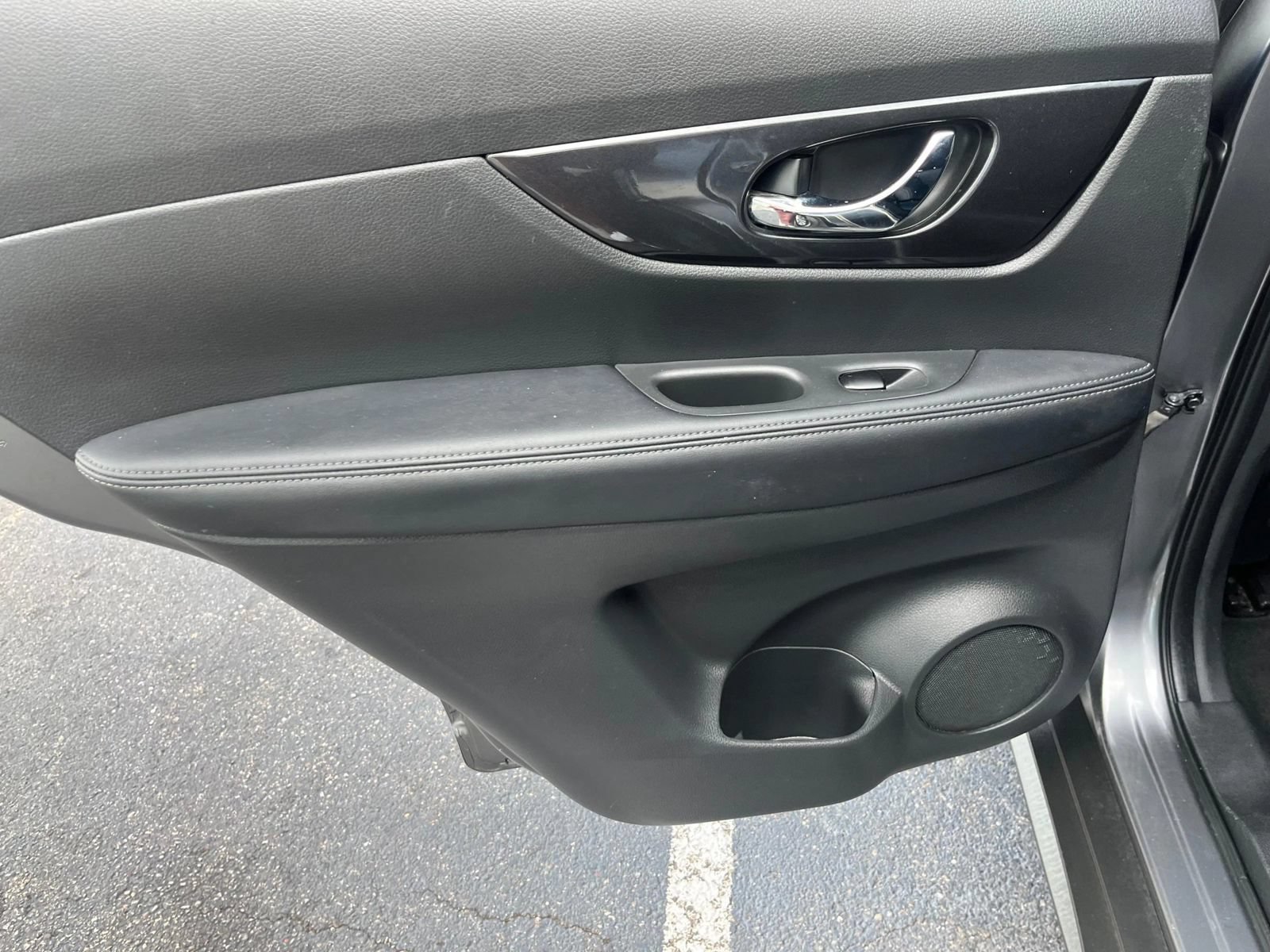 Used 2020 Nissan Rogue S w/ Special Edition Package AWD/4WD image 48