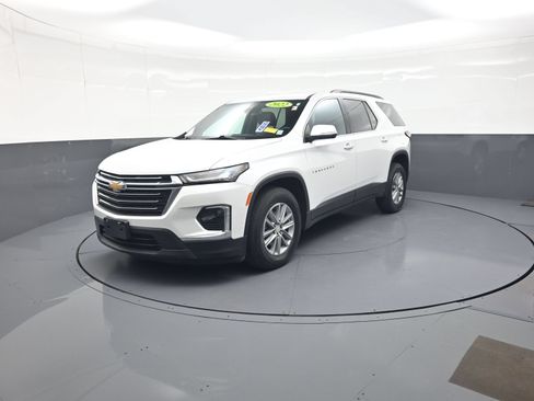 Used 2022 Chevrolet Traverse LT w/ LPO, Floor Liner Package AWD/4WD image 7