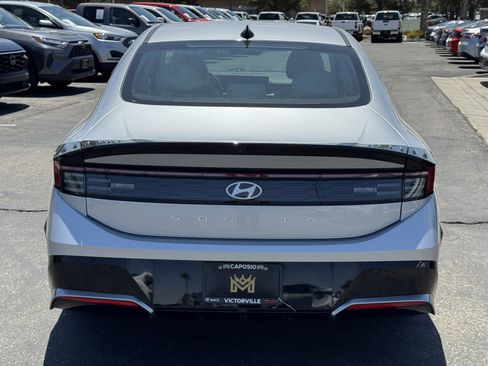 Used 2025 Hyundai Sonata SEL FWD image 5