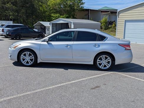 Used 2015 Nissan Altima 3.5 SL image 8