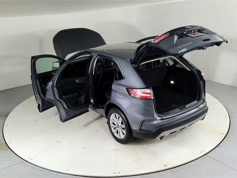 Used 2024 Ford Edge Titanium image 48