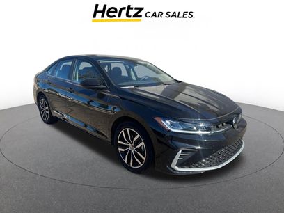 Used 2025 Volkswagen Jetta SE