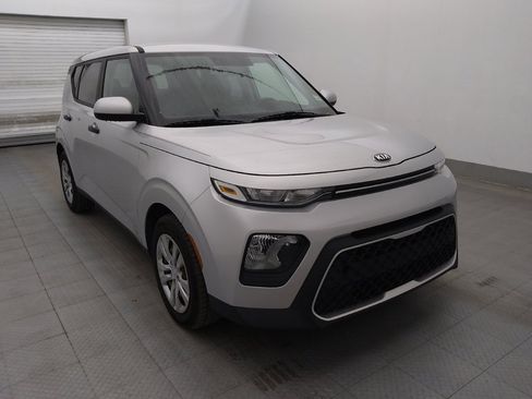 Used 2020 Kia Soul LX FWD image 13