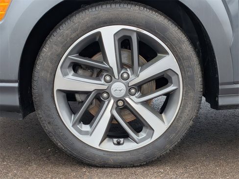 Used 2021 Hyundai Kona Ultimate image 10