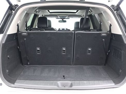 Used 2022 Nissan Pathfinder SL w/ SL Premium Package FWD image 20