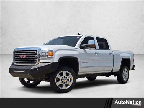 Used 2017 GMC Sierra 2500 SLT image 1