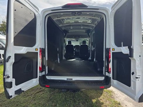New 2025 Ford Transit 250 148 Medium Roof w/ Load Area Protection Package image 29