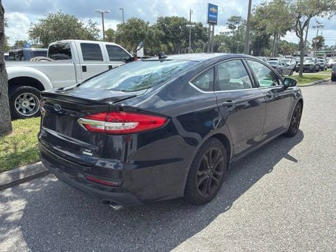 Used 2019 Ford Fusion SE w/ Equipment Group 151A FWD image 7