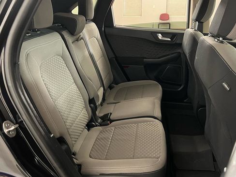 Used 2020 Ford Escape SE image 31