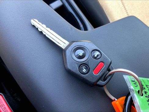 Used 2018 Subaru Crosstrek 2.0i image 15