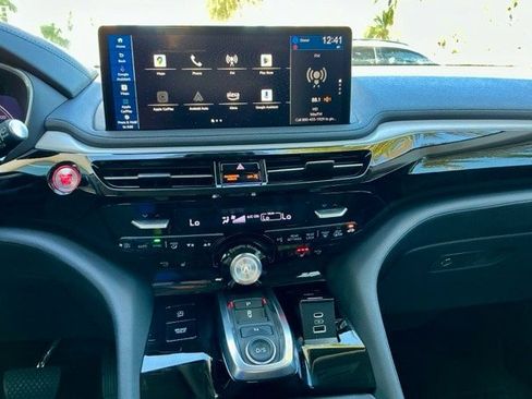 Certified 2025 Acura MDX SH-AWD image 23