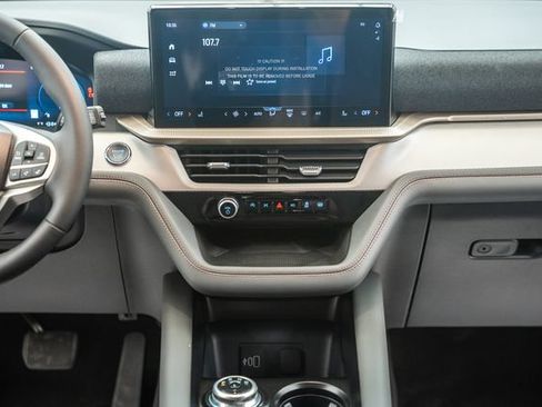 New 2026 Ford Explorer Active AWD/4WD image 22