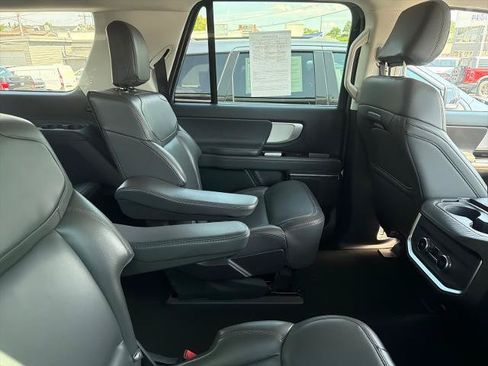 Certified 2025 Ford Expedition Max Active AWD/4WD image 5