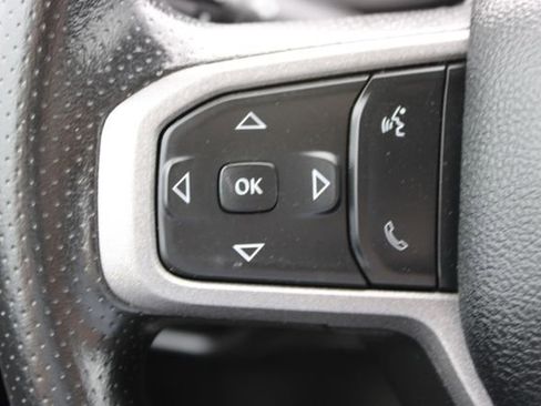 Used 2024 RAM 3500 Tradesman w/ Chrome Appearance Group AWD/4WD image 20