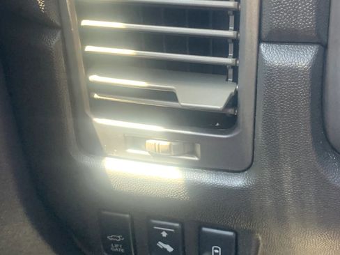 Used 2006 Nissan Armada LE image 14