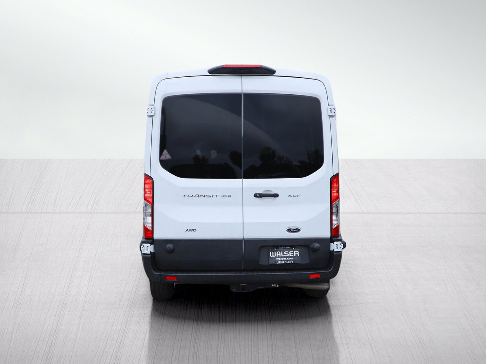 Used 2024 Ford Transit 350 XLT AWD/4WD image 4