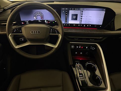 New 2026 Audi Q5 Premium image 26