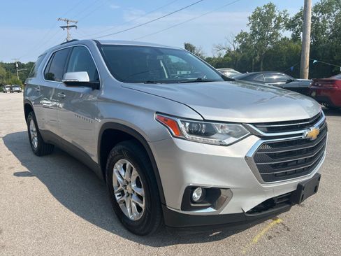 Used 2018 Chevrolet Traverse LT AWD/4WD image 3
