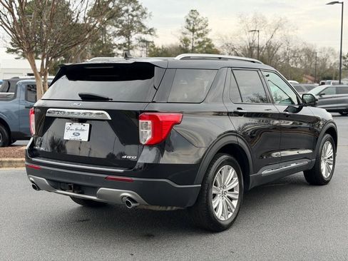 Certified 2022 Ford Explorer Limited w/ Limited Technology Package image 10