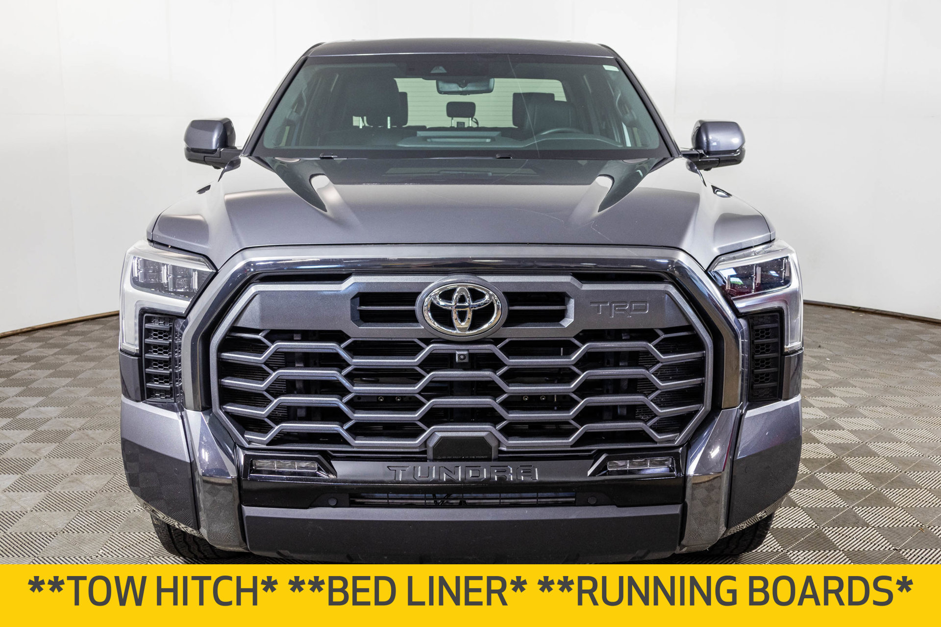 Used 2025 Toyota Tundra Platinum w/ TRD Off-Road Package AWD/4WD image 11