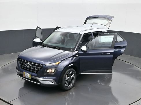 New 2026 Hyundai Venue SEL image 30